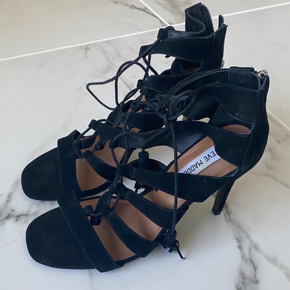 Steve Madden “Faraah” Heel - Picture 2 of 4